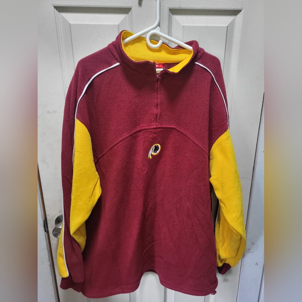 Vintage NFL Washington Redskins Sweatshirt Mens 2XLOne hole as shown in photos